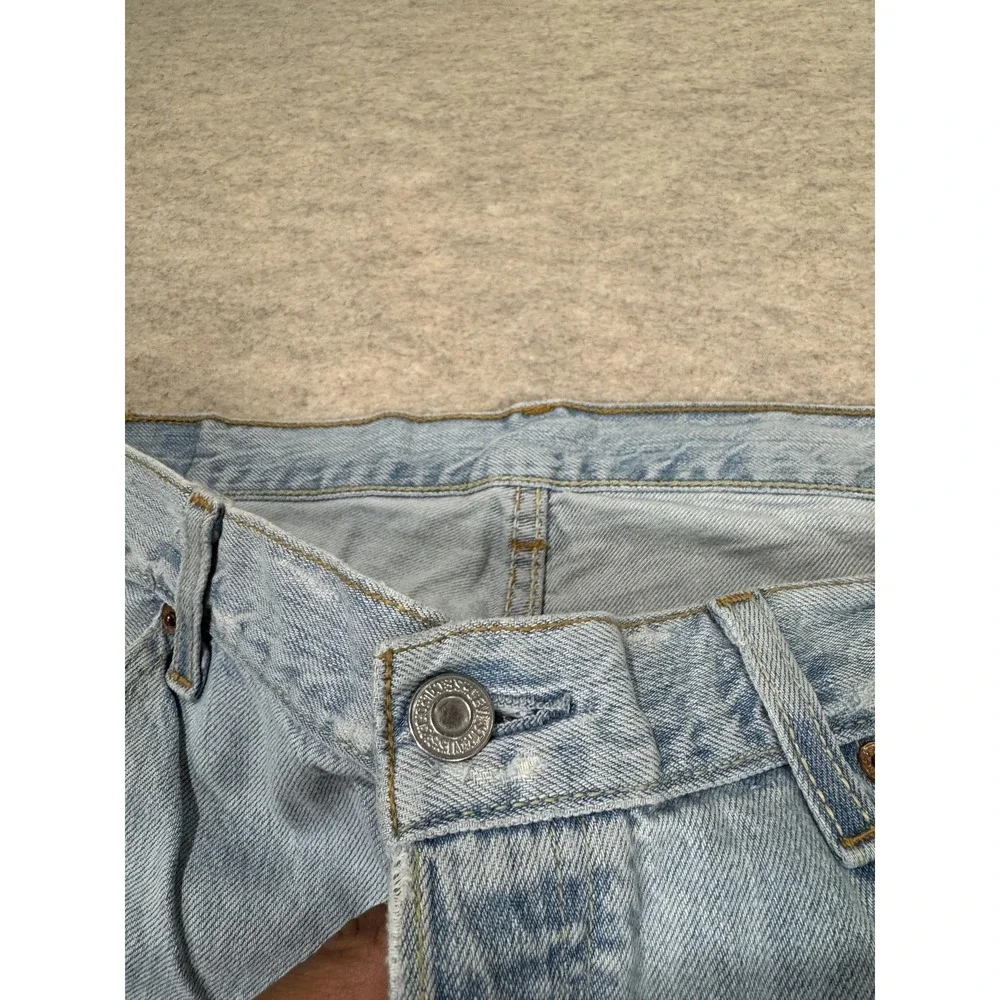 Levis 501 Jeans Mens 38x36 Light Wash Blue‎ Denim Regular Straight Button Fly